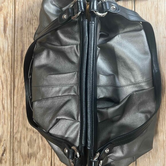 EUC - Miche Oakley Prima Shell Bag Silver Vegan Leather handles & carabiners - Picture 11 of 13